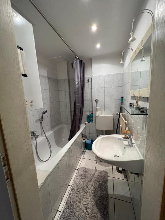 Gemuetlich Eingerichtete 2-zimmer In Meiderich Appartement *